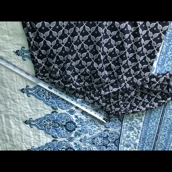 Ann Taylor top - Picture 5 of 9